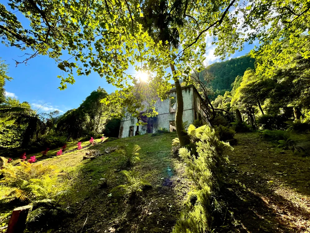 travels.places.azores.grena-park