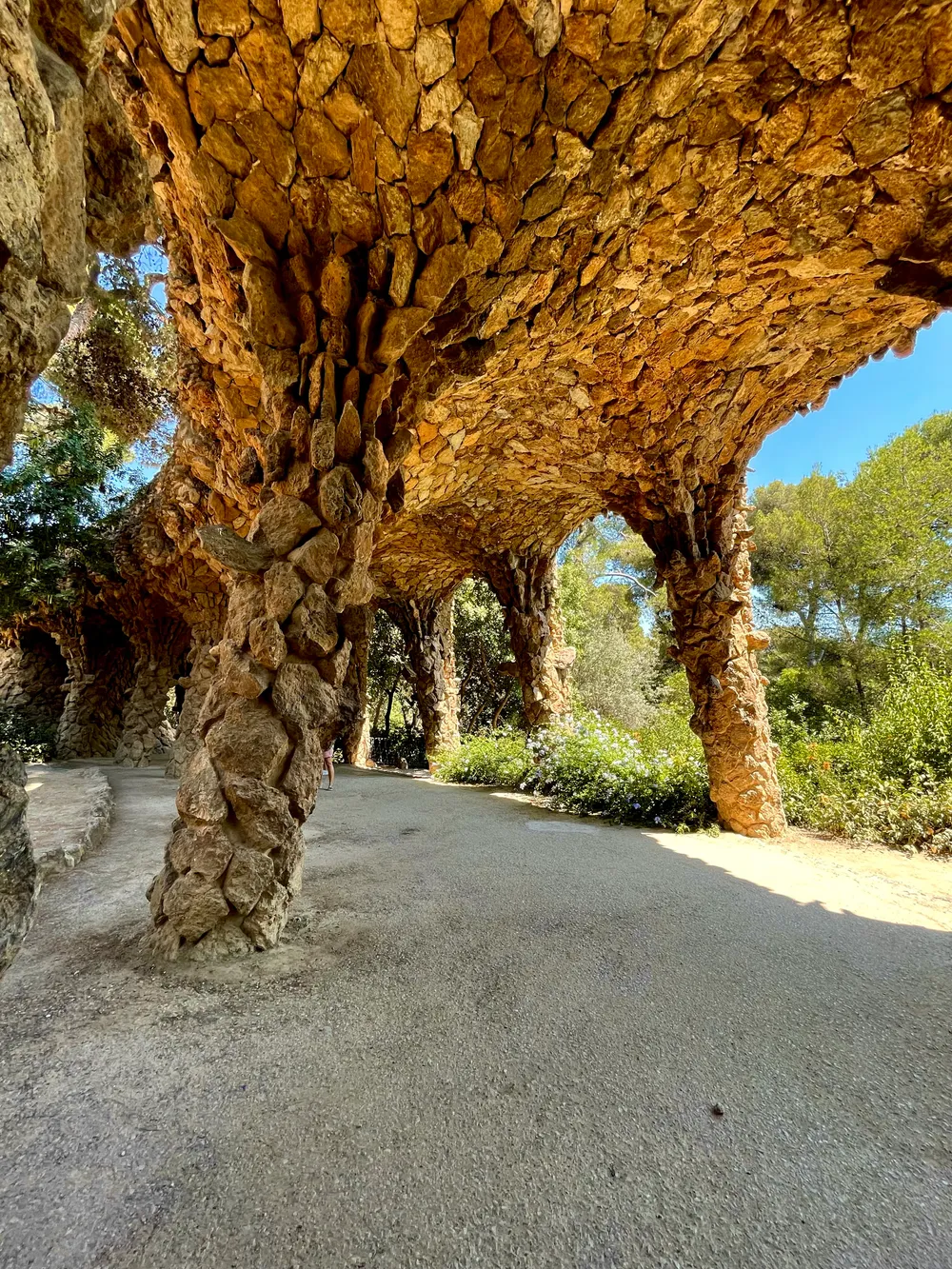 travels.places.barcelona.park-guell