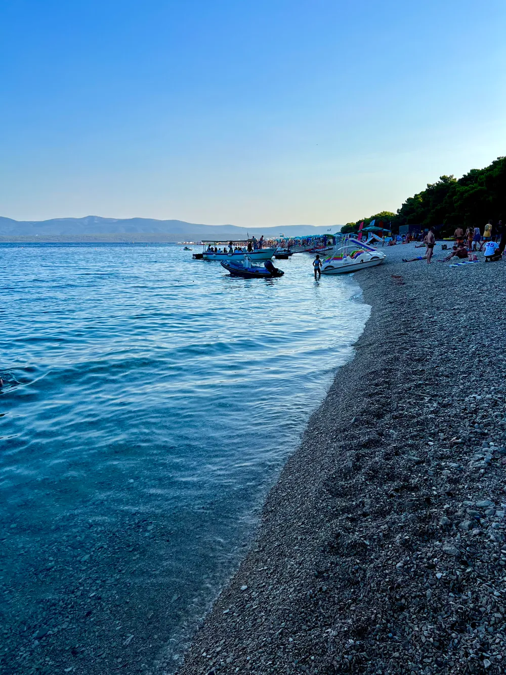 travels.places.croatia.golden-horn-beach