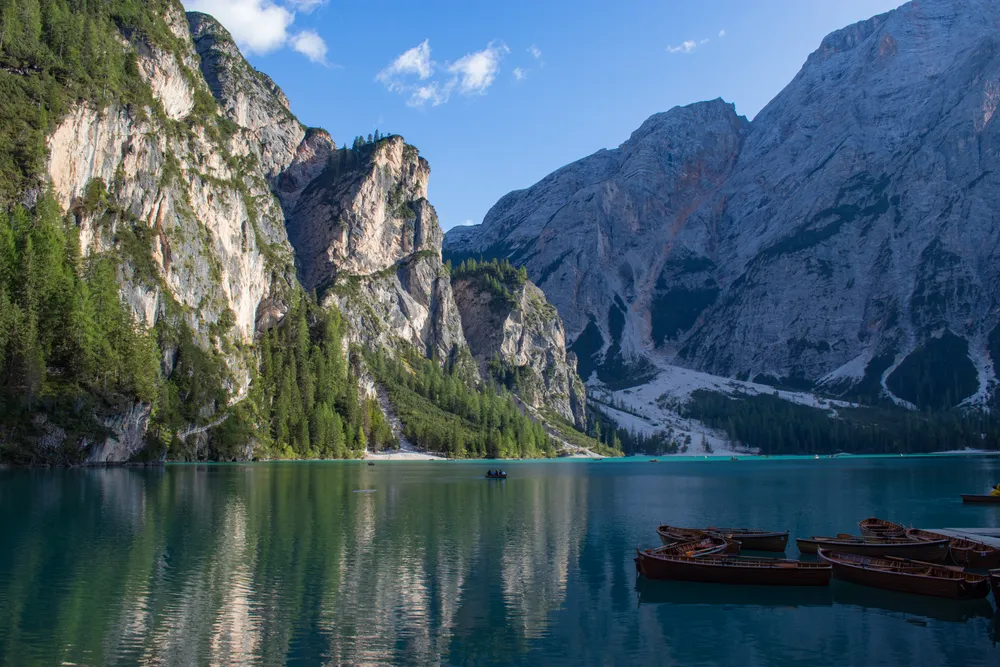travels.places.dolomites.lago-di-braies