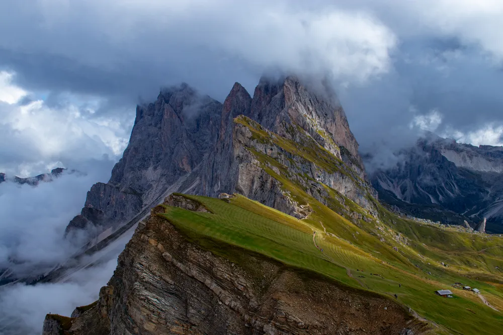 travels.places.dolomites.seceda