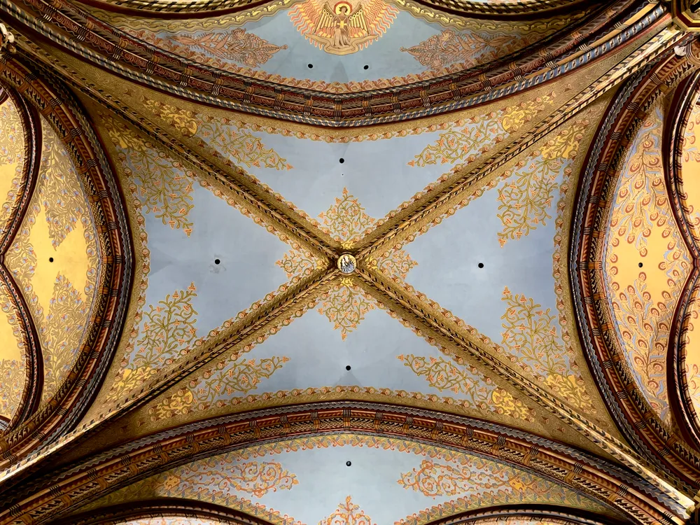 travels.places.prague-budapest.matthias-church