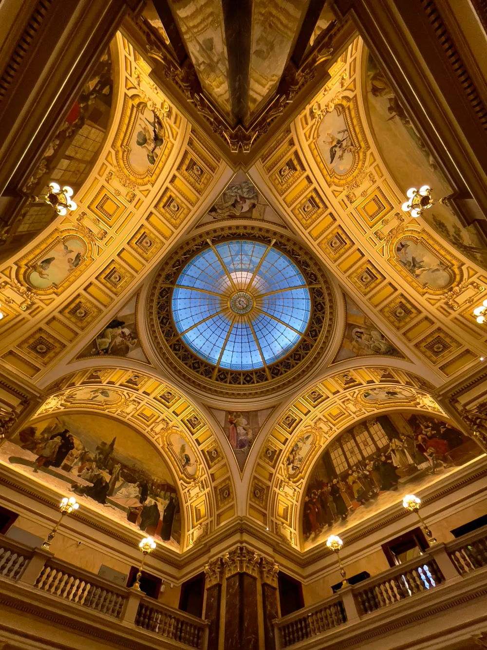 travels.places.prague-budapest.prague-national-museum